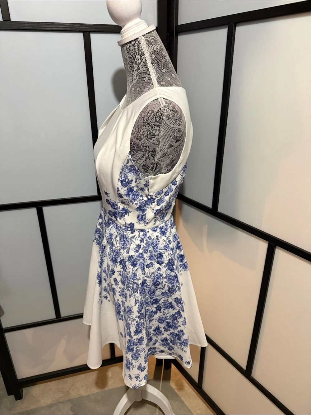 Teeze Me sleeveless white